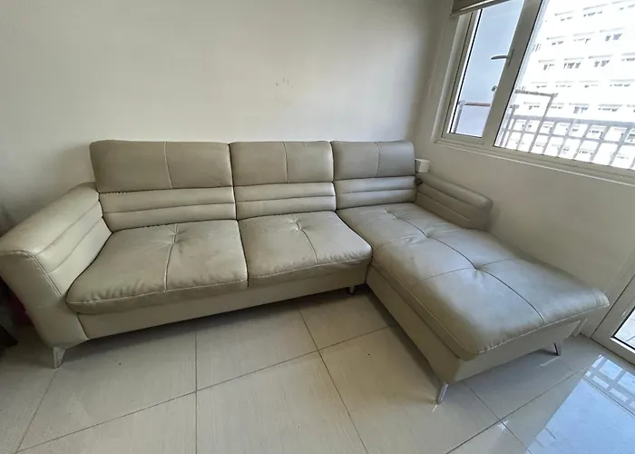 2 Bedrooms And 2 Cr, 1 Ensuite In Shore Residences Pasay Walking Distance To Mall Of And Near In Airport *