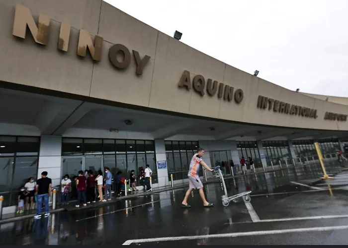 2 Bedrooms And 2 Cr, 1 Ensuite In Shore Residences Pasay Walking Distance To Mall Of And Near In Airport * Manilla