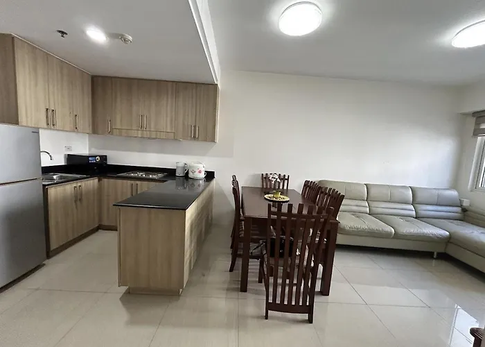 Appartement 2 Bedrooms And 2 Cr, 1 Ensuite In Shore Residences Pasay Walking Distance To Mall Of And Near In Airport Manilla